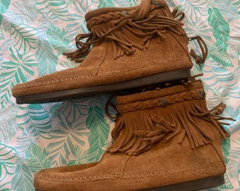 minnetonka townsend ankle boots