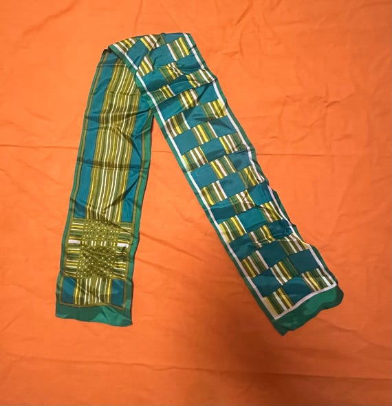 Funky Pattern Green Scarf - image 1