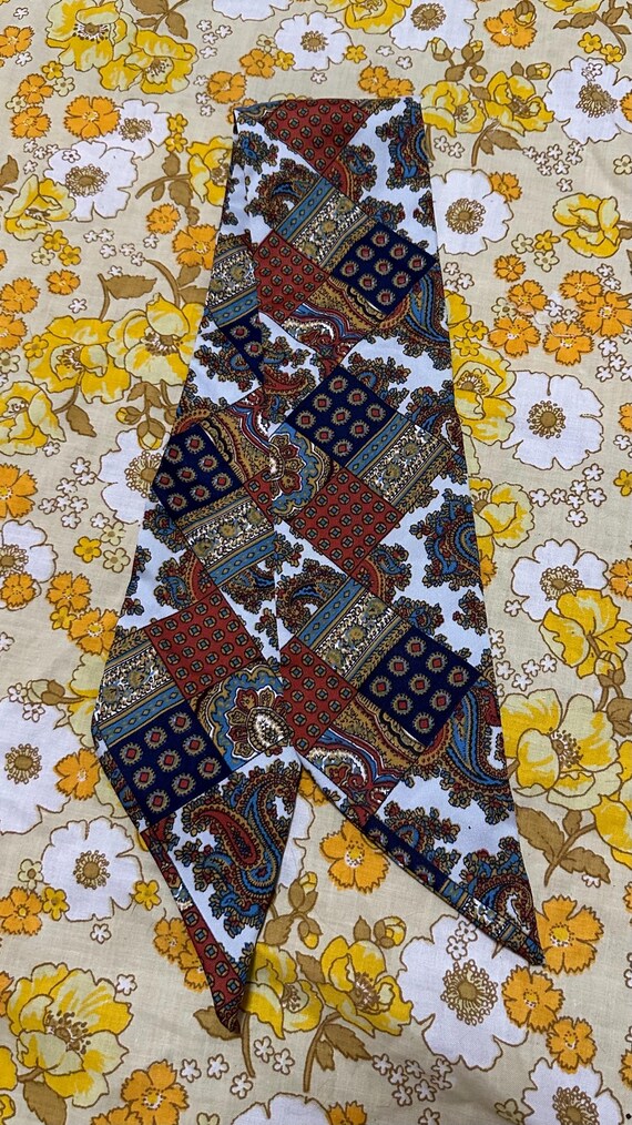 Paisley Abstract Pattern Scarf - image 2