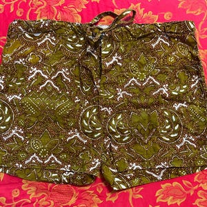 Batik Fait Main Java Shorts