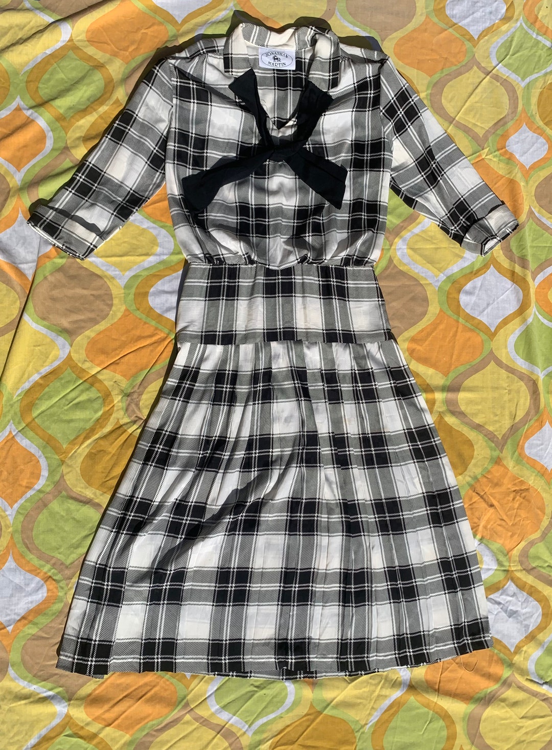 black and white tie front dress Black & White Plaid Dress W/necktie