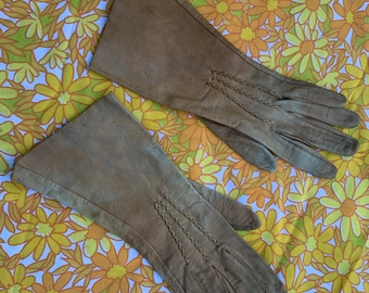 Tan Leather Women's Driving Gloves
