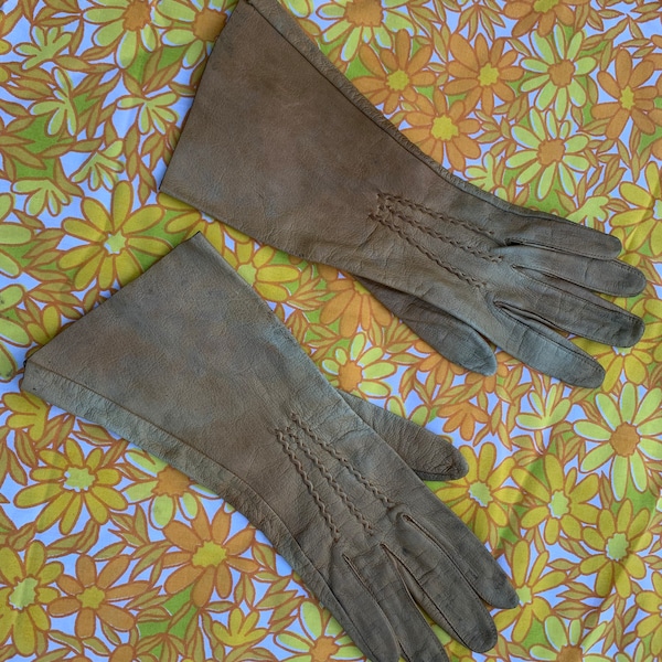 Tan Leather Women's Driving Gloves