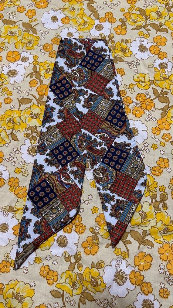 Paisley Abstract Pattern Scarf - image 1