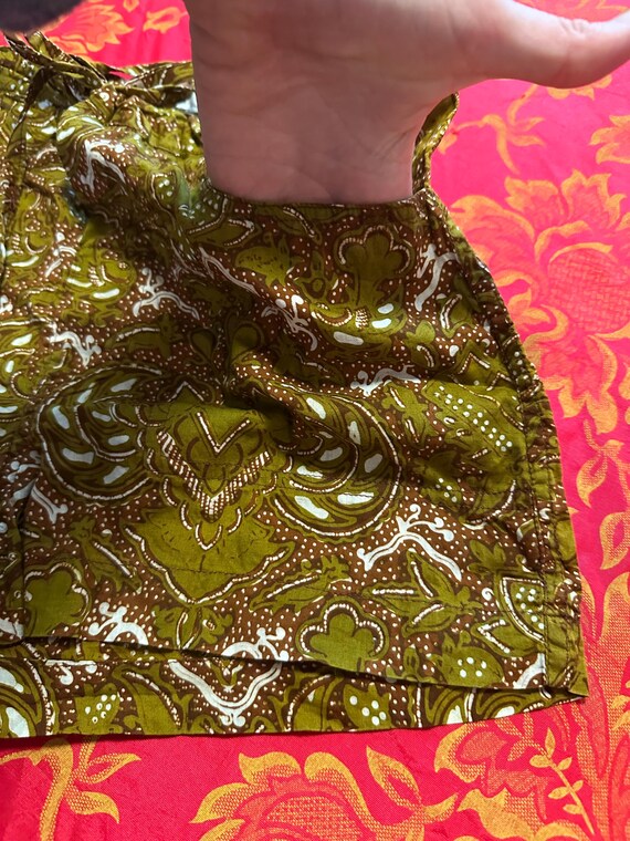 Batik Fait Main Java Shorts - image 2