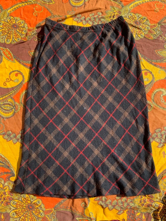 Jaclyn Smith plaid skirt