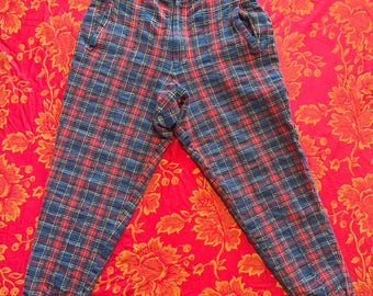 Best American Clothing Co. Blue & Red Plaid Capri Pants