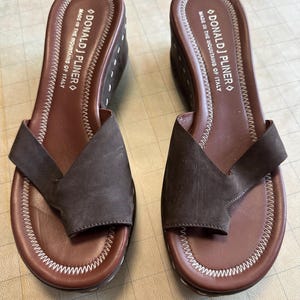 Donald J. Pliner Italy Made Suede Leather Wedge Shoes