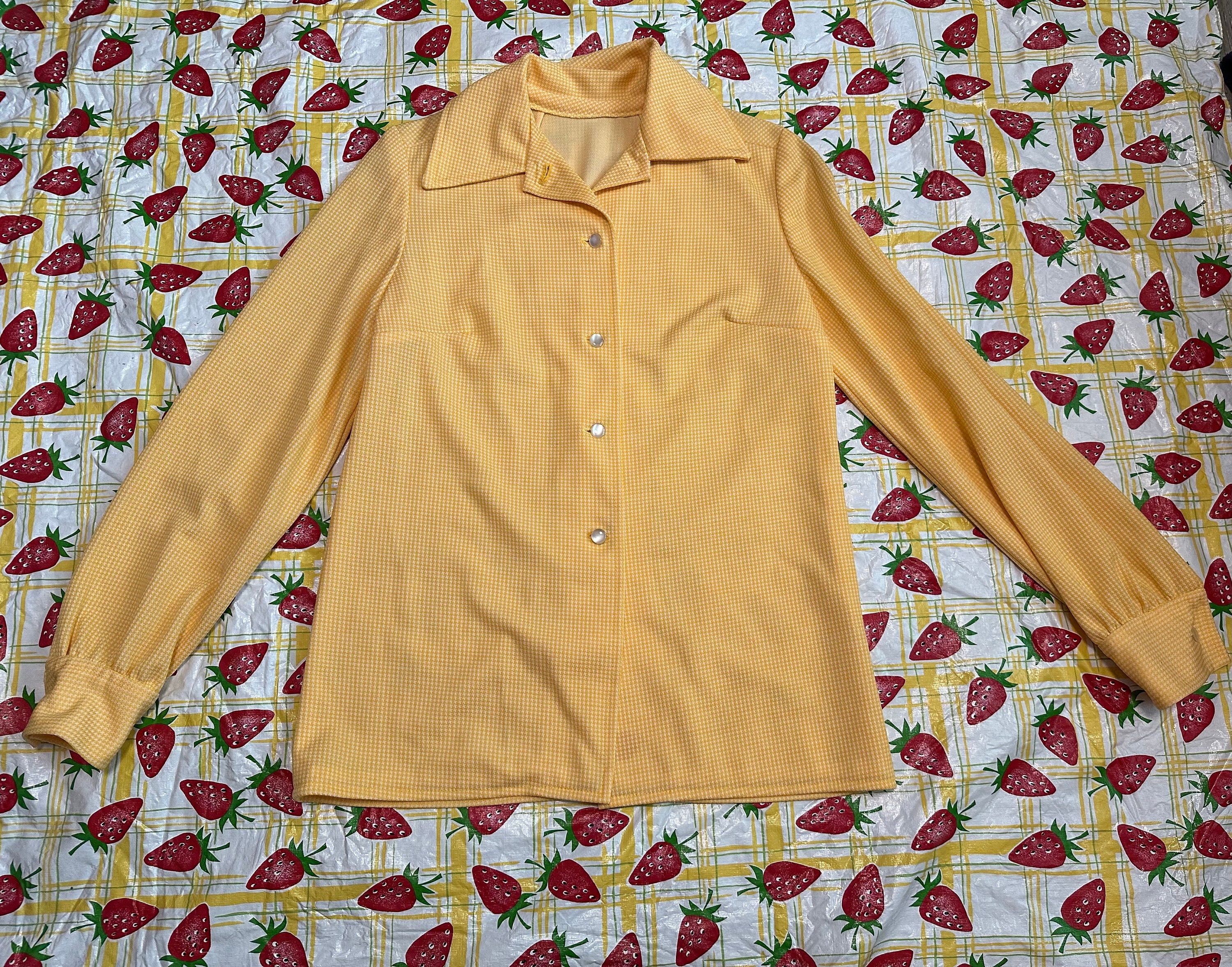 Gold & Weiß Button Up