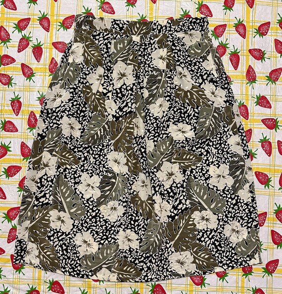 Petit Pois Beige Floral Skirt