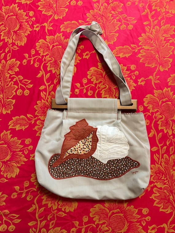 Seashell Pattern Adjustable Strap Purse - image 1