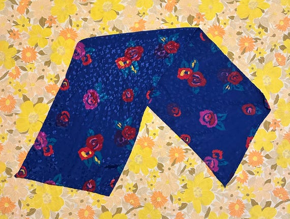 Blue Floral Pattern Scarf - image 1
