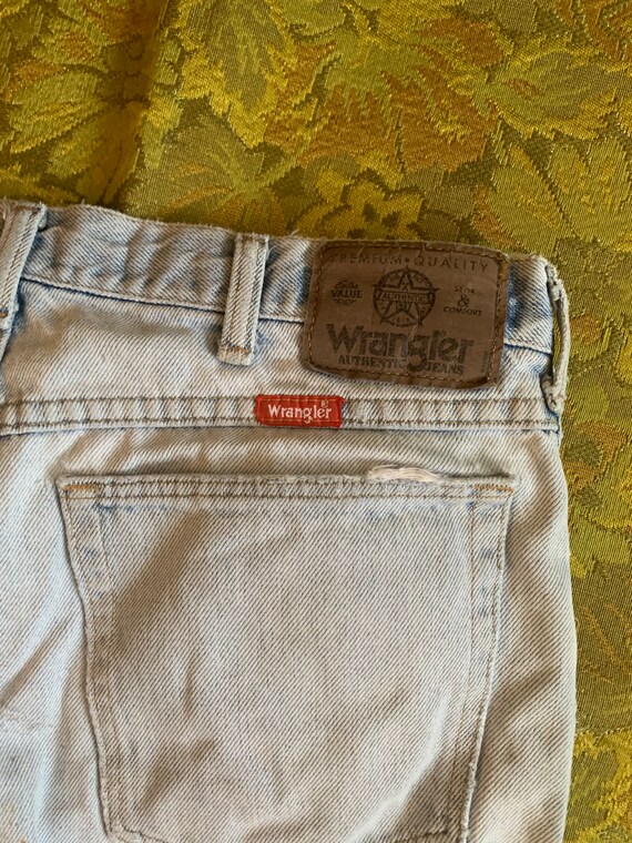 Wrangler Distressed Jeans - image 3