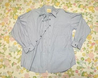 Camisa abotonada de rayas azules y blancas de Stubbs Collection