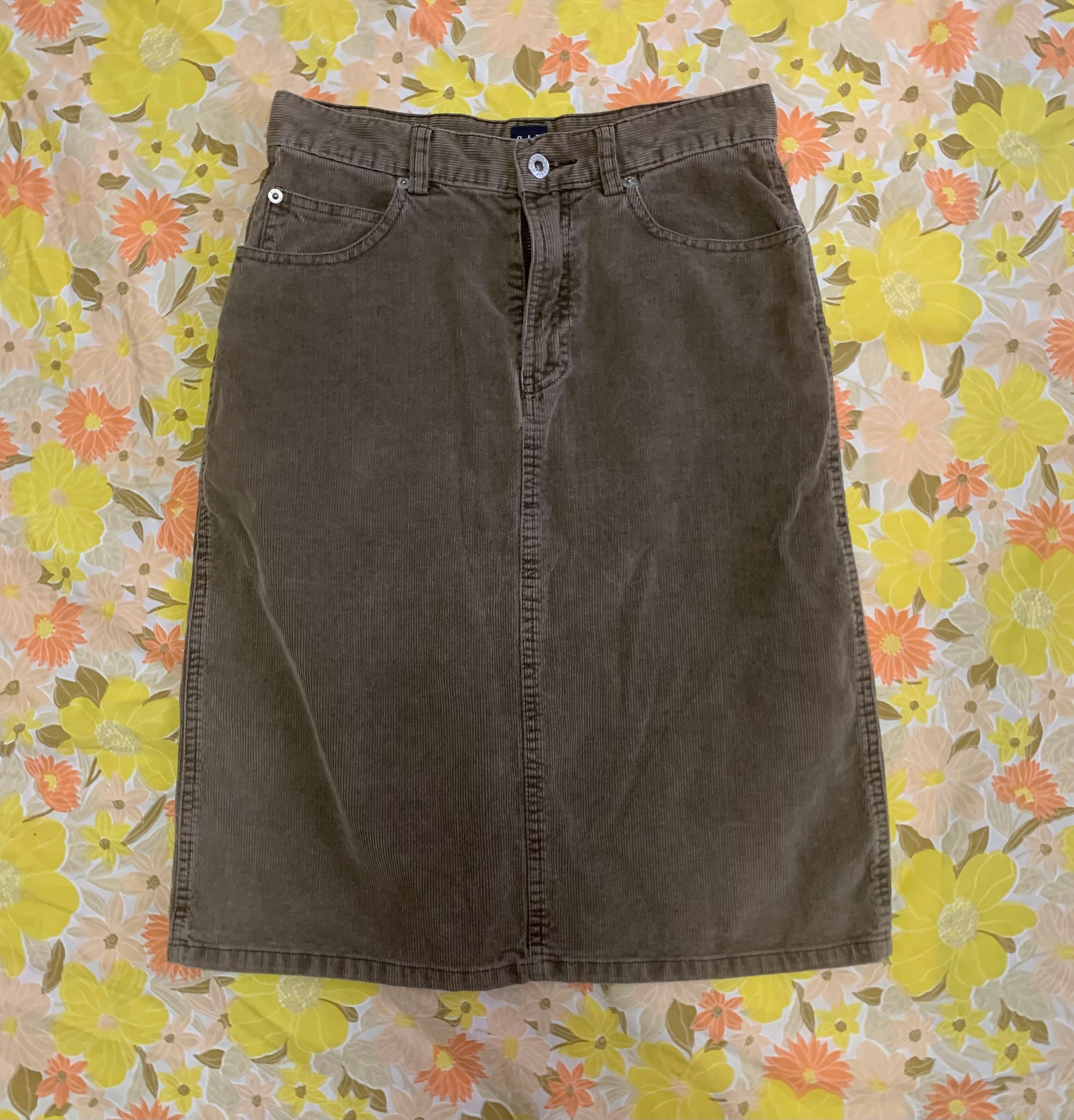 Brown corduroy skirt 7 little words outlet