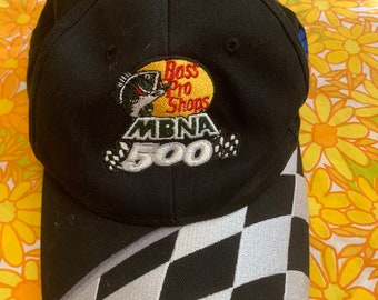 Bass Pro Shops MBNA 500 racehoed