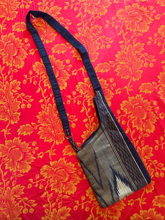 Boho Abstract Zip-up Sidebag - image 2