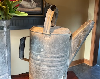 Old Watering Can 8 quarts