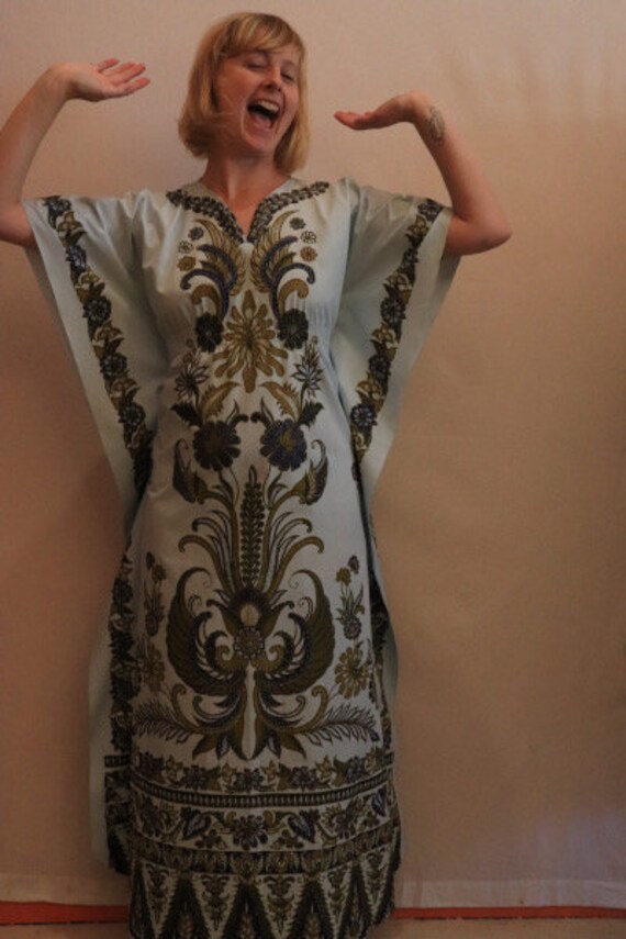 70s blue kaftan