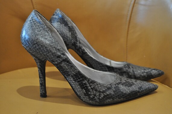 snakeskin high heel shoes