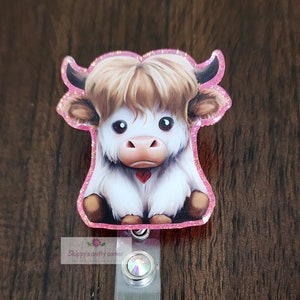 Baby Highland Cow dog badge reel| cow badge reel| animal badge reel| highland cow badge| vetanerian badge reel| vet tech badge reel| vet gif