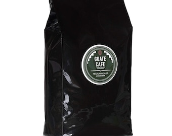 Family Farmed Arabica Coffee: 32oz Medium Roast Whole Bean