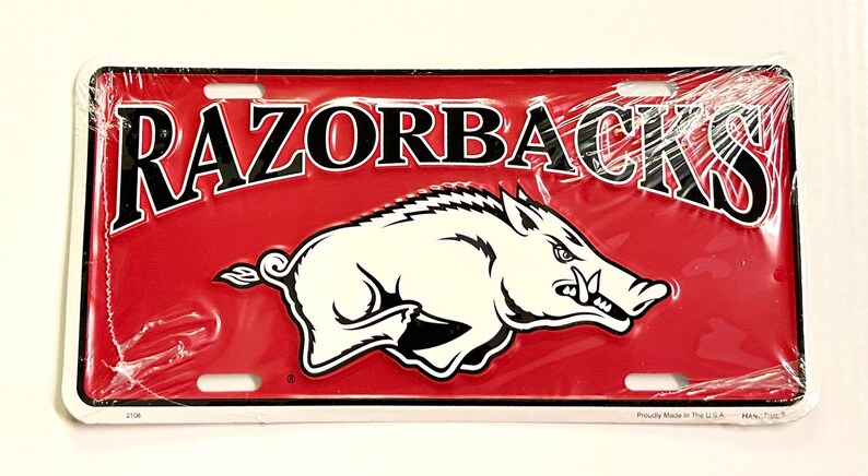 Lettering Arkansas Razorbacks RAZORBACKS University of Arkansas Basketball Team Metal Aluminum ...