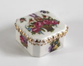 Antique porcelain lidded box Hand-painted E.S. Prov. Saxe Erdmann Schlegelmilch