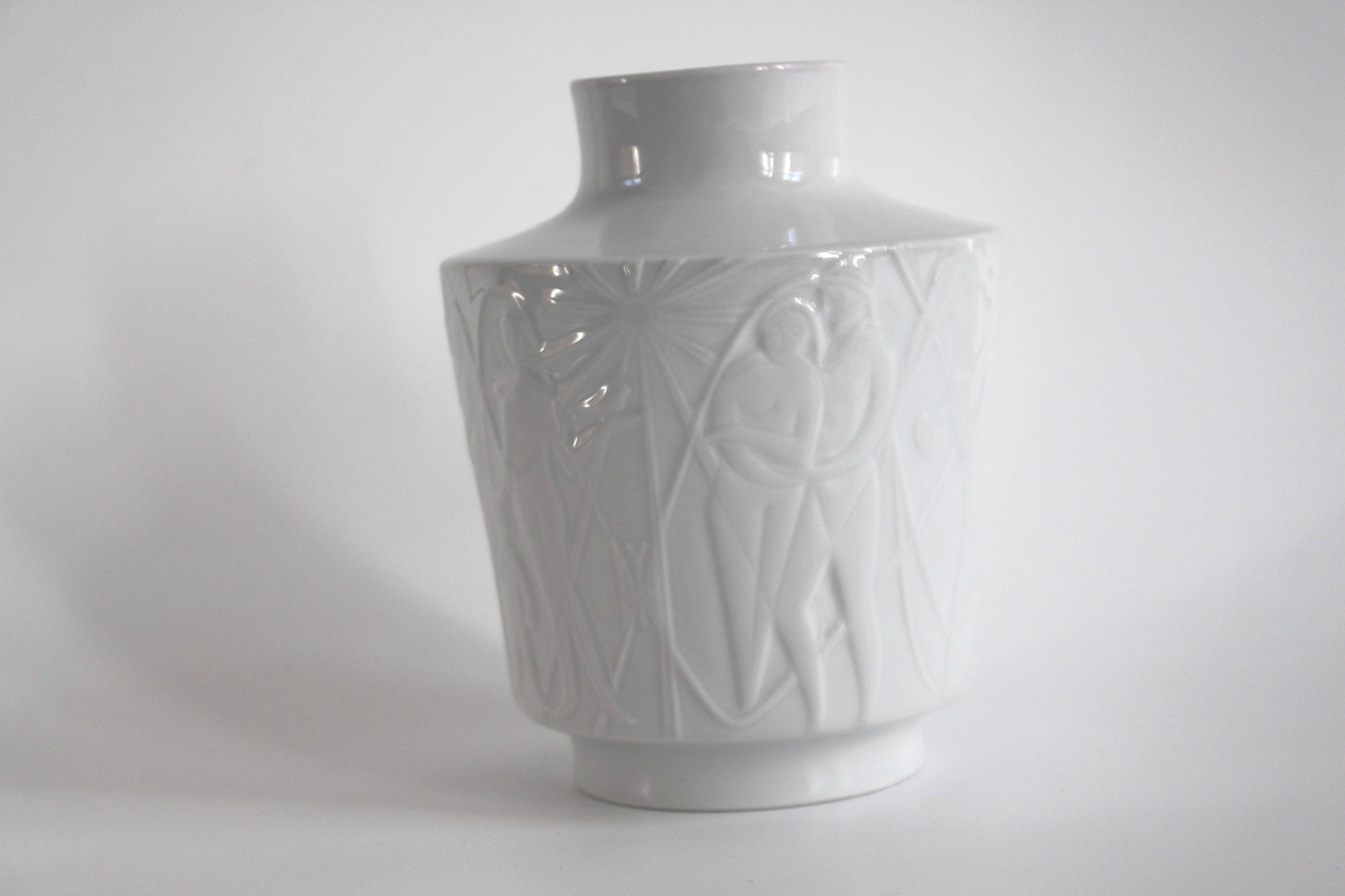 Opart Gemstone Porcelain Vase White Relief Paradise Kurt Wendler 50s 60s -  Etsy