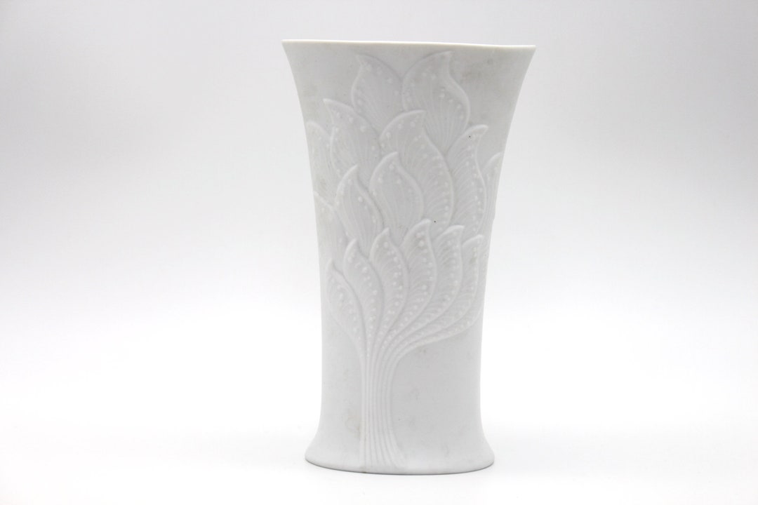 M.frey Porcelain Vase Matt by AK Kaiser White Oval Shape Vase Etsy