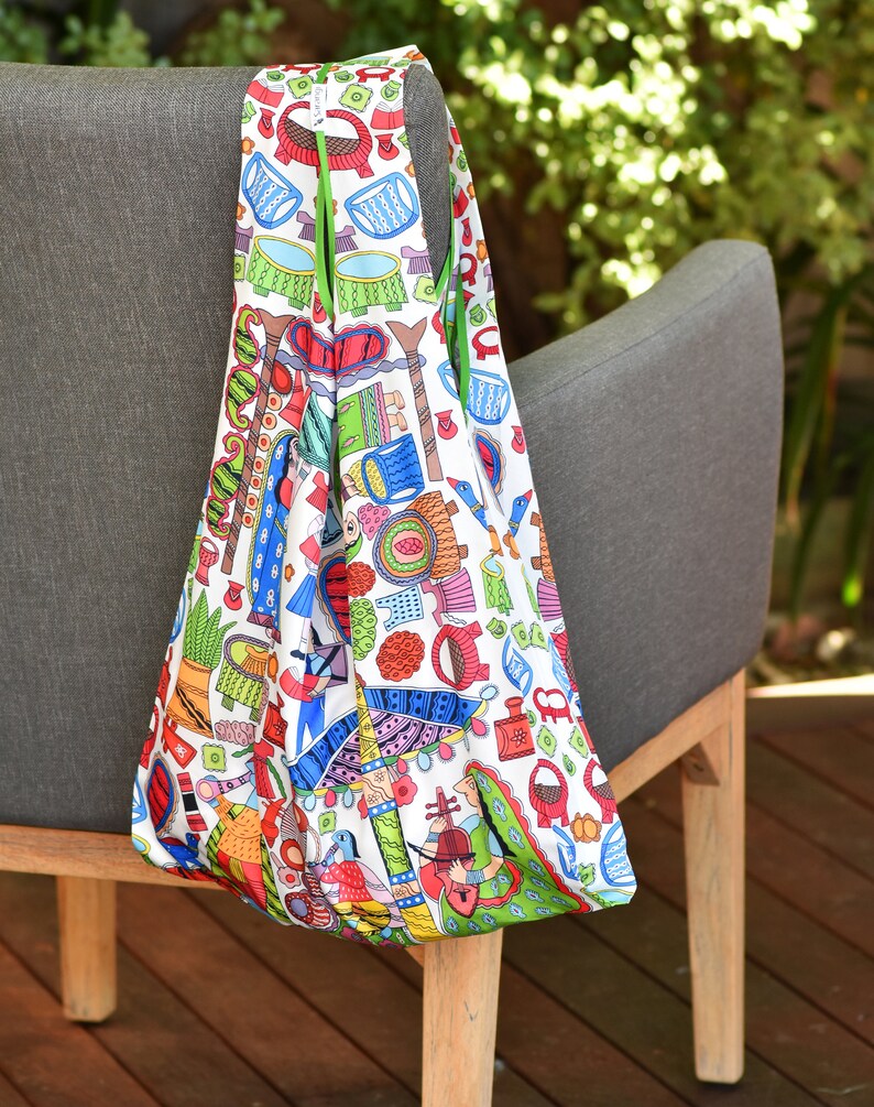 Eco friendly shopping bag women/'s empowerment project