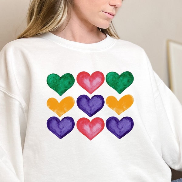 Heart Graphic Sweatshirt, Love Sweater, Hearts Pullover, Positive Vibes, Soft Comfy Sweatshirt, Crewneck, Aesthetic Sweatshirt
