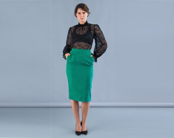Pencil skirt with pockets-Wool skirt-Side pockets-Zipper closure-Midi skirt-Elegant skirt-Luxury wear-High quality fabric