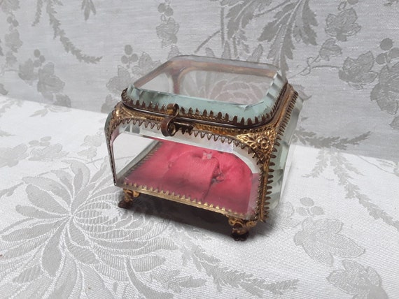 Antique French jewellery box, pocket watch, ring … - image 1