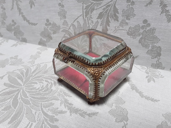 Antique French jewellery box, pocket watch, ring … - image 2