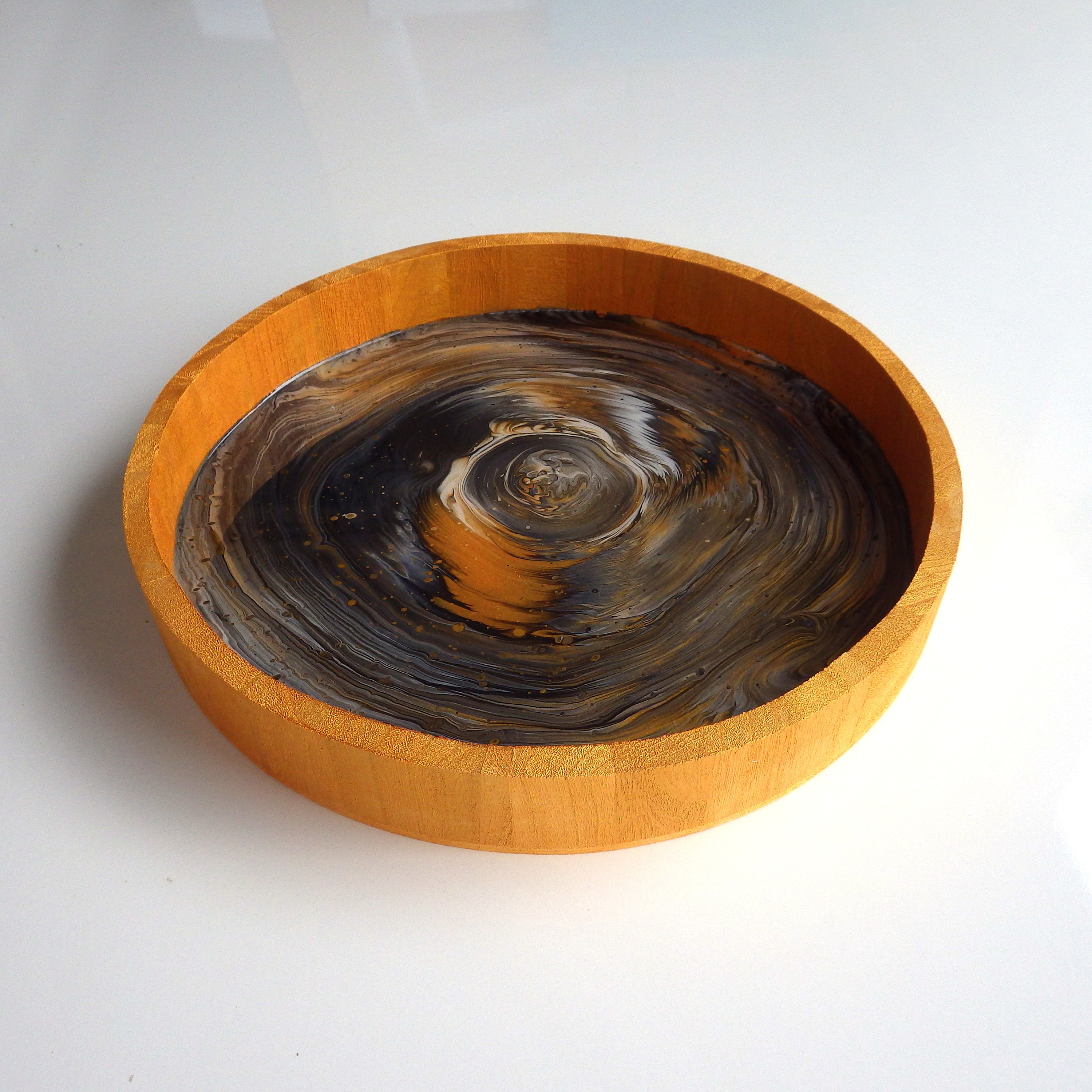 Platte aus lackiertem und refliertem Holz 30cm Durchmesser | Etsy