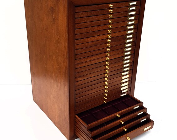 art.CAS28 Monetiere in Legno con 28 Cassetti per Monete Antiche. Wooden Coin Cabinet