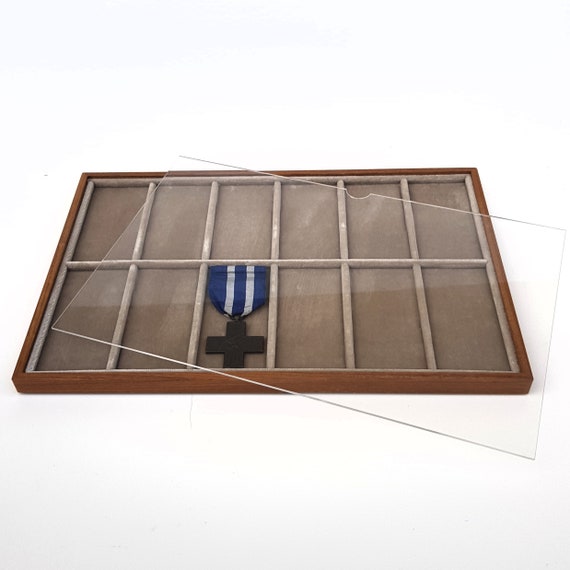 Art. VAGMED Tray for military medals with ribbon 12 places