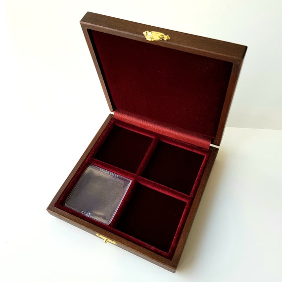 Art ALP104Q Astuccio Cofanetto per 4 monete, 4 caselle di 47 mm ZECCHI Wood Coin Box Wooden Coin Case Coin Storage Box Solid Wood Display