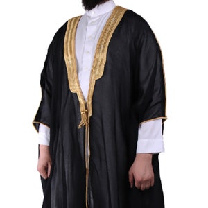 Mens bisht Islamic Arab Dress Sheikh Imam Kaftan Cloak Bisht Abaya Eid Robe color premium quality Free Shipping Black- Gold