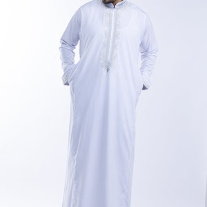 Embroidered Men Arab thoub Dishdash Long Sleeve Thobe Islamic Robe Kaftan Abaya Dress Only 104 White