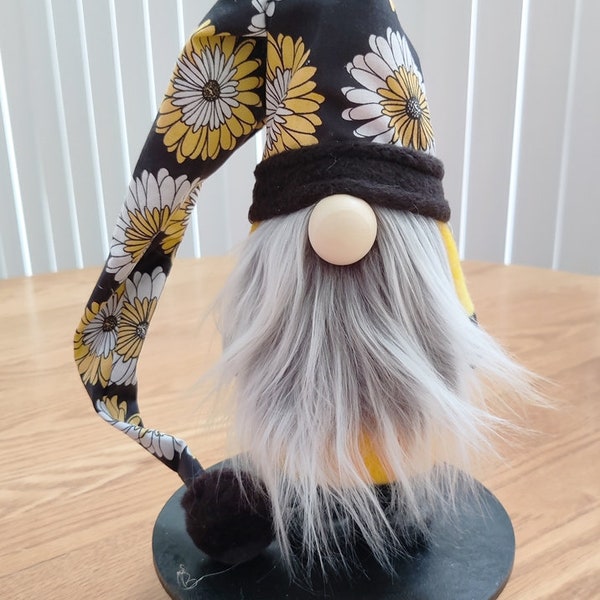 Sunflower Hat Gnome, Tiered Tray Decor, Shelf Sitter, Office Assistant, Tiered Tray Decoration