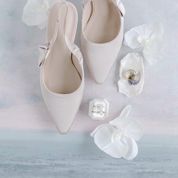 Beach Bliss Printed Styling Mat - Double Sided, Rollable Styling Surface.