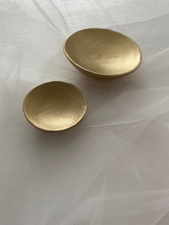 金または銀の小さな陶器の皿 - Etsy 日本