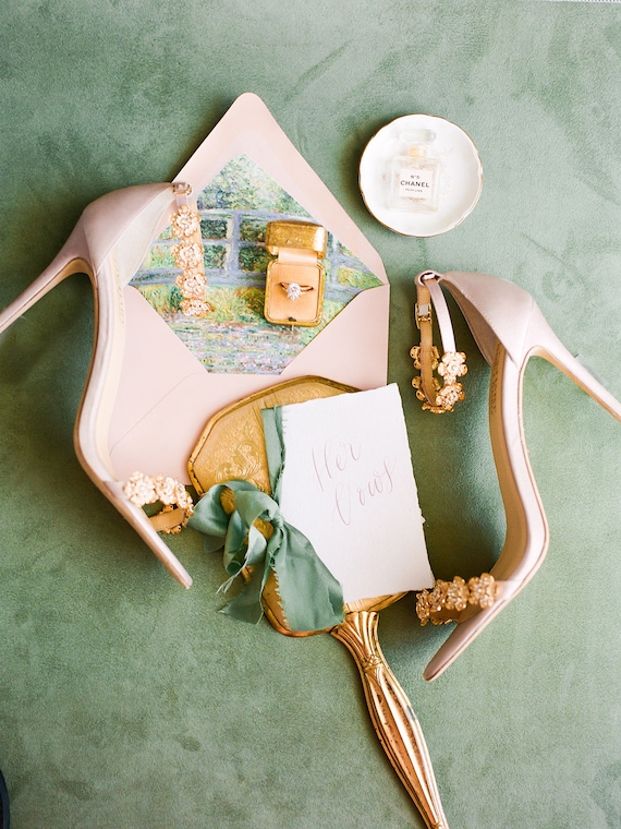 Olive Suede Flat Lay Styling Mat