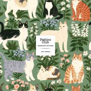 Può includere: Un motivo continuo che raffigura vari gatti in diverse pose e colori, tra cui tigrati arancioni, bianchi e neri, e tricolori, intervallati da fogliame verde e fiori bianchi e rosa. Un quadrato bianco contiene il testo Pattico Club.