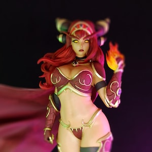 World of Warcraft Alexstrasza, 17 cm, Alexstrasza statue, Alexstrasza Life-Binder, Warcraft Dragon Queen, WoW Dragonflight, Dragon figure,