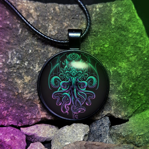 Cthulhu Necklace, HP Lovecraft, Call of Cthulhu, Cthulhu Idol, Lovecraft necklace, Cthulhu Mythos