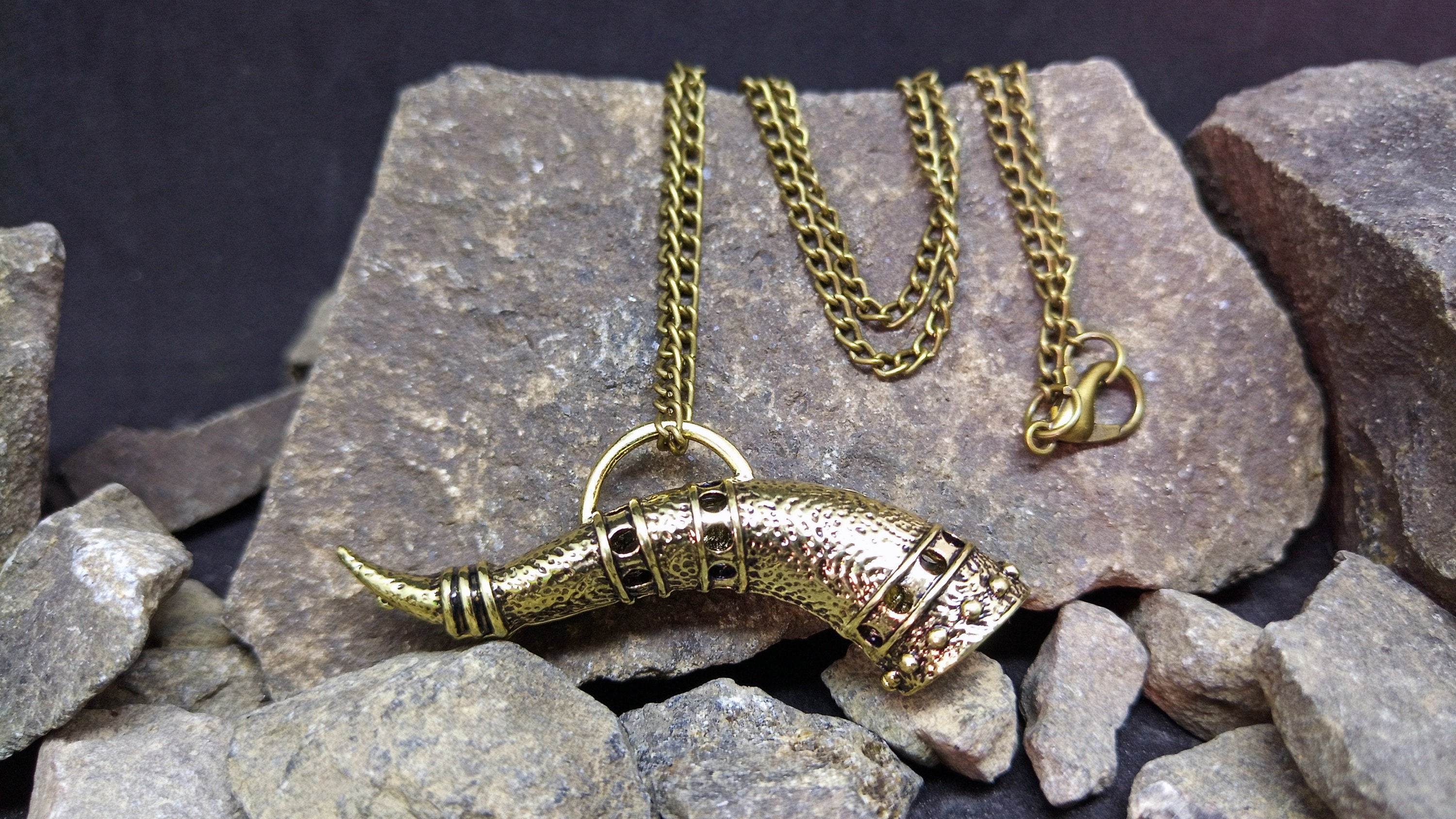 skyrim amulet of stendarr id