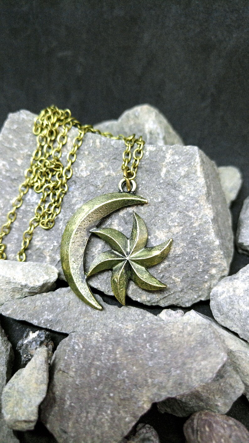 Elder Scrolls Skyrim Amulet of Azura Moon and Star Replica Etsy